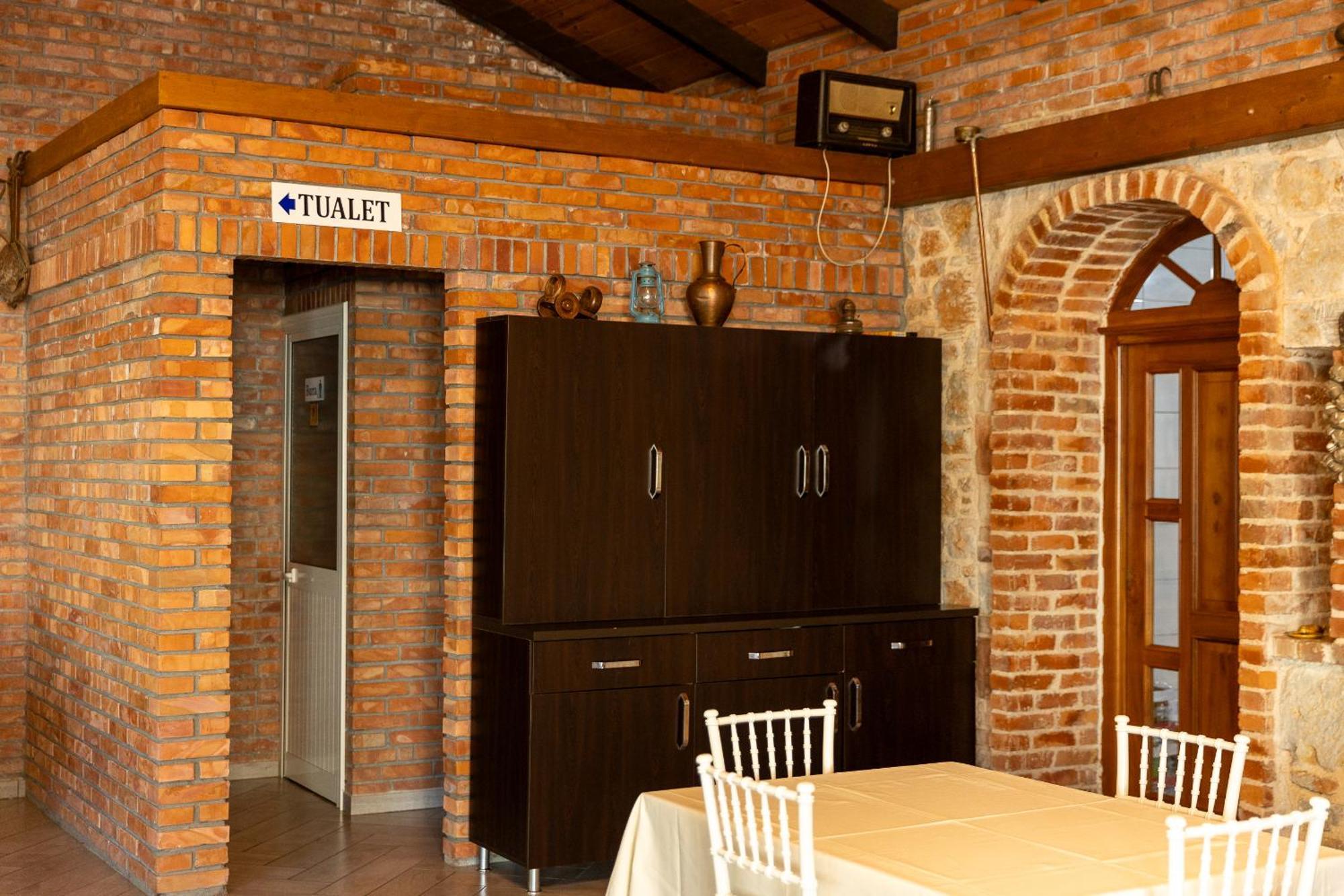Hotel Paradise Shkodër 外观 照片